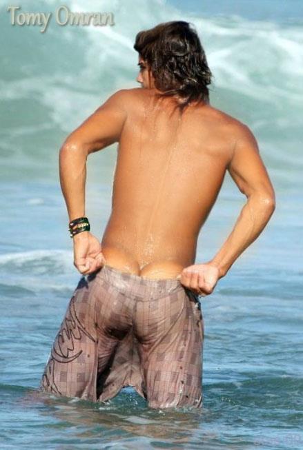 Handsome mature dude with hot ass!